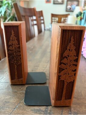 Vintage Lasercraft Pair of Wooden Tree Bookends - Brown